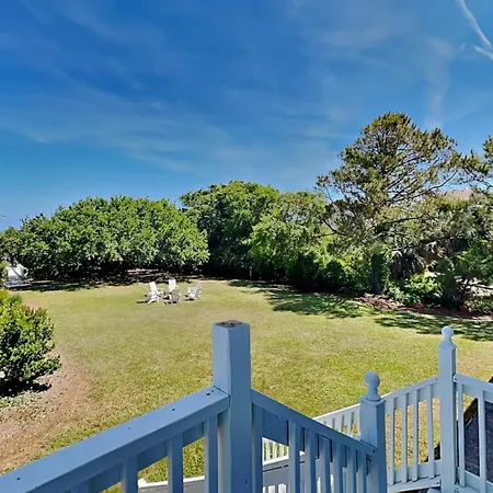 Weston Beach Place